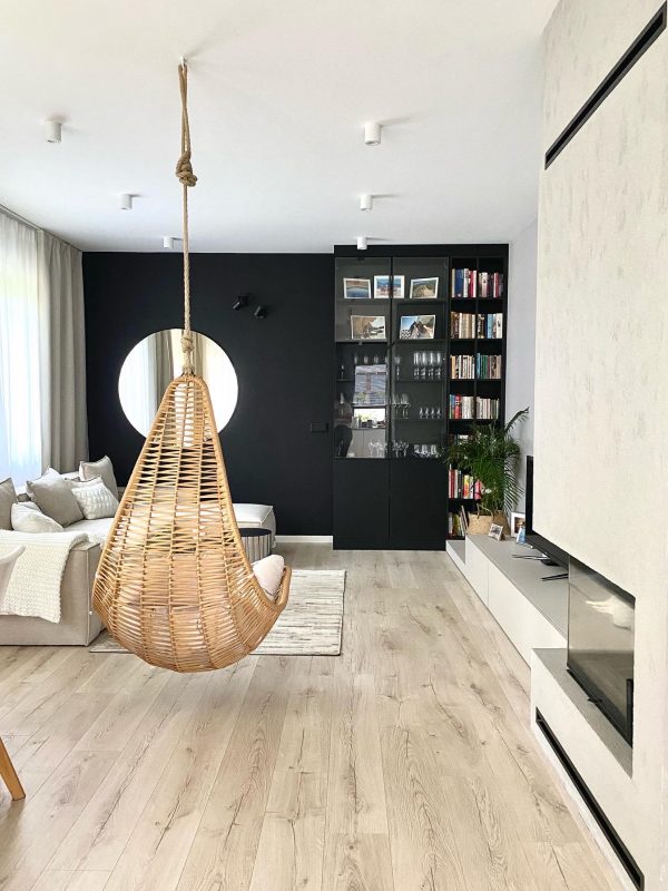 284711CA-0F77-428D-A038-21F4B52FF007