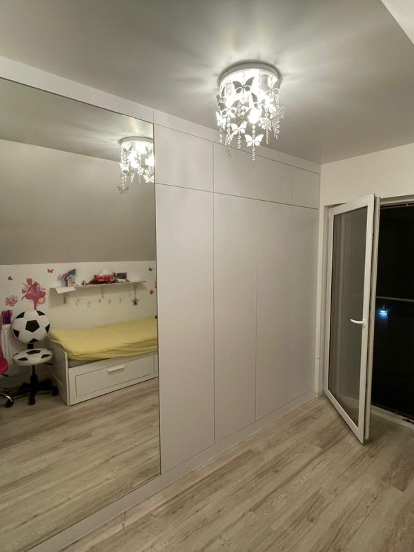 6fabb3f4-ae06-4651-95af-8bb98ec74186