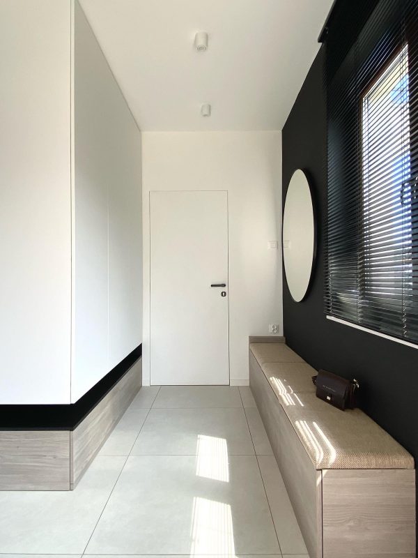 EC50C473-7D9A-40E4-9F42-086CD98C3856